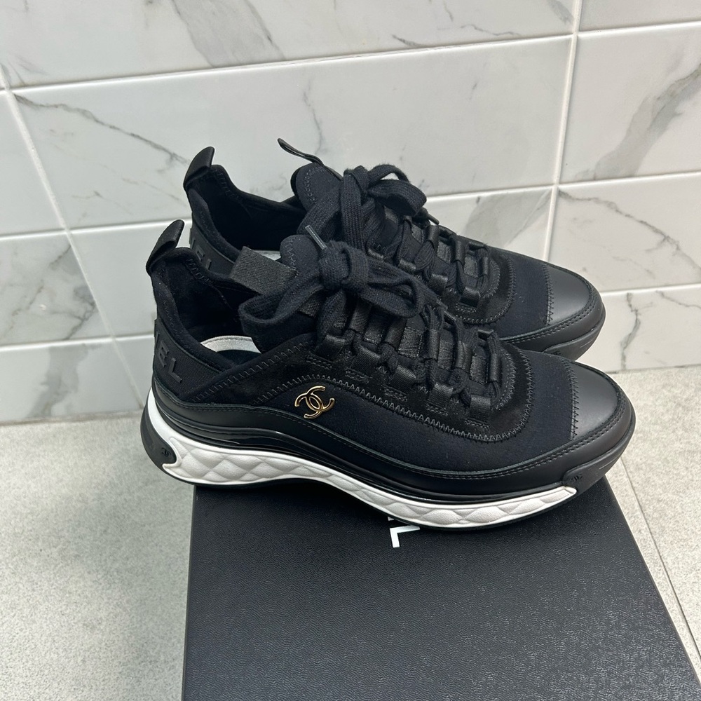Chanel Sneaker
